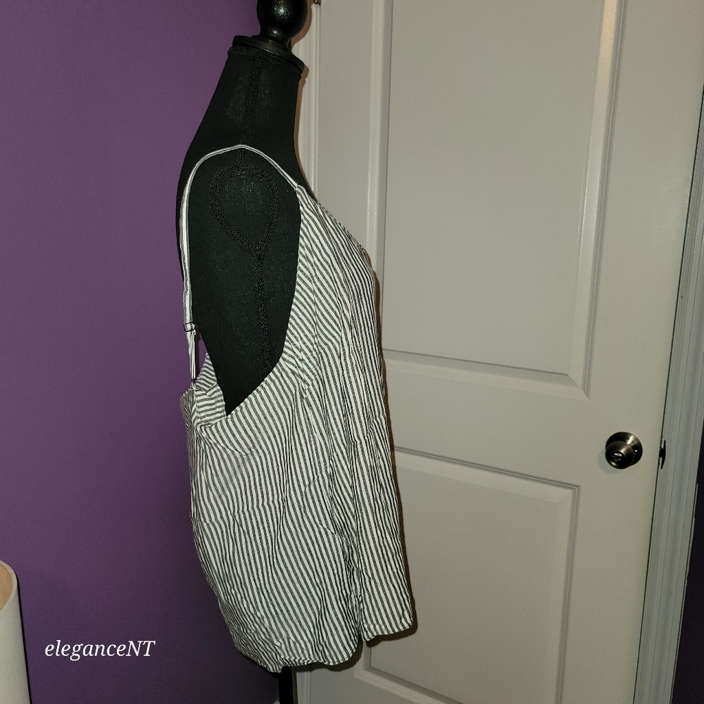 Old Navy Blue and White Buttoned Sleeveless Camisole Sz: XL - Picture 7 of 8